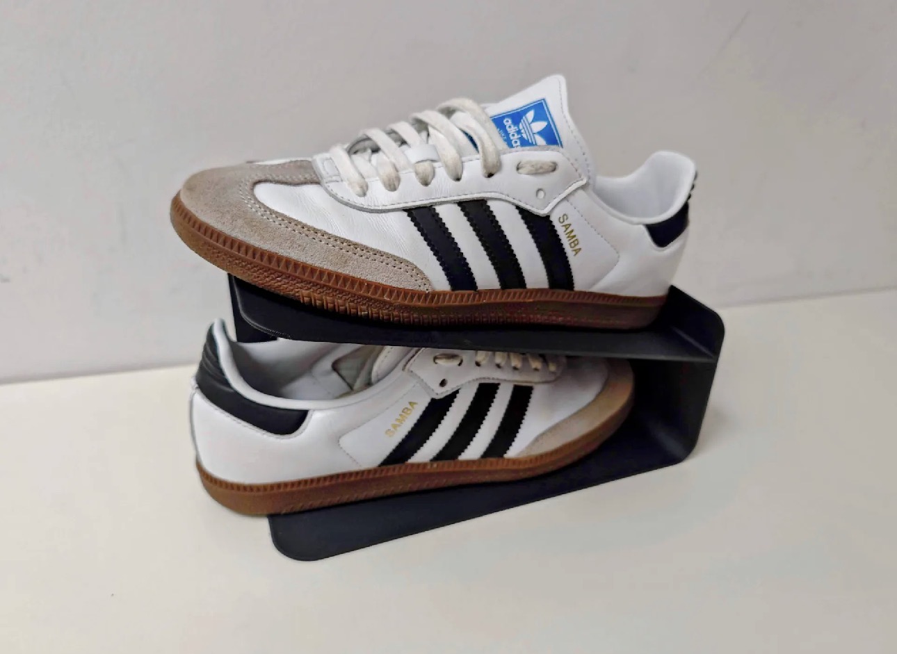 Shoe stacker